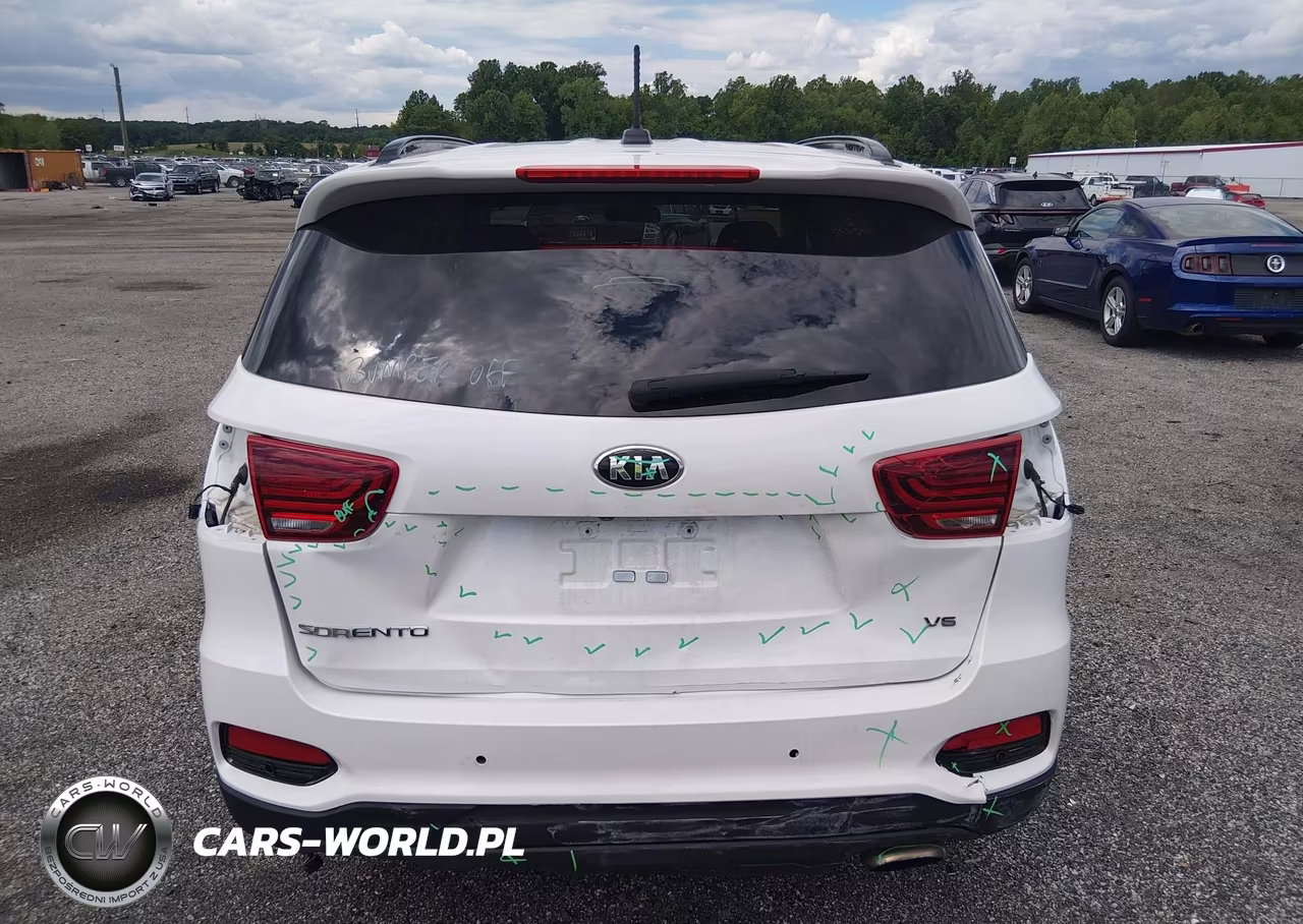 2020 Kia Sorento S V6 VIN:5XYPG4A54LG652629 - 16