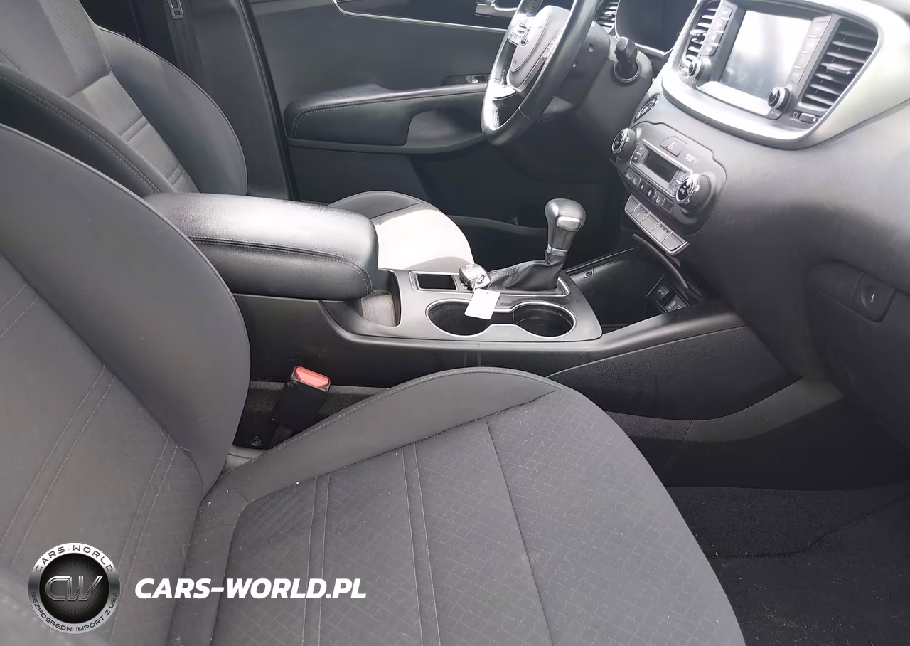 2020 Kia Sorento S V6 VIN:5XYPG4A54LG652629 - 5