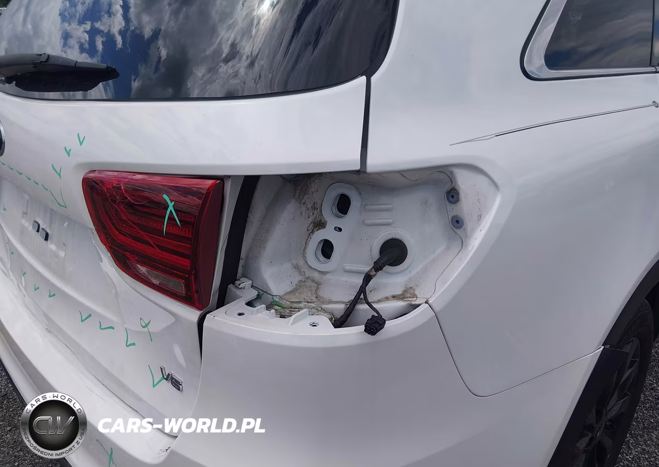2020 Kia Sorento S V6 VIN:5XYPG4A54LG652629 - 6