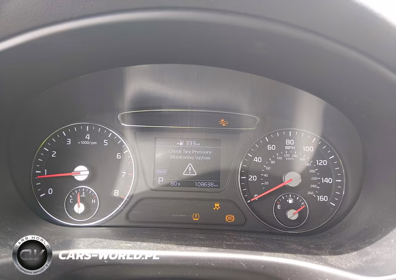 2020 Kia Sorento S V6 VIN:5XYPG4A54LG652629 - 7