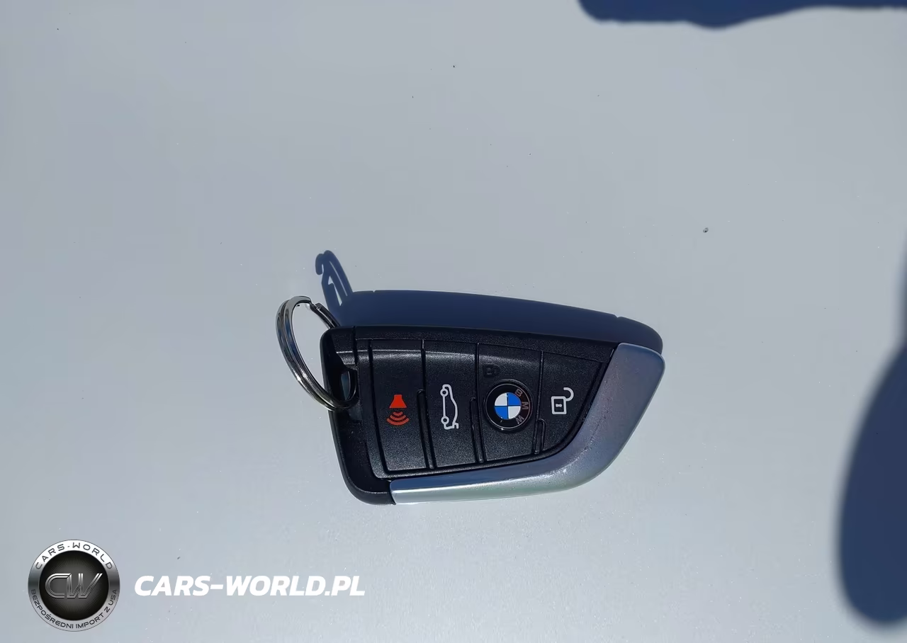 2018 BMW X3 xDrive30I VIN:5UXTR9C50JLD66413 - 11
