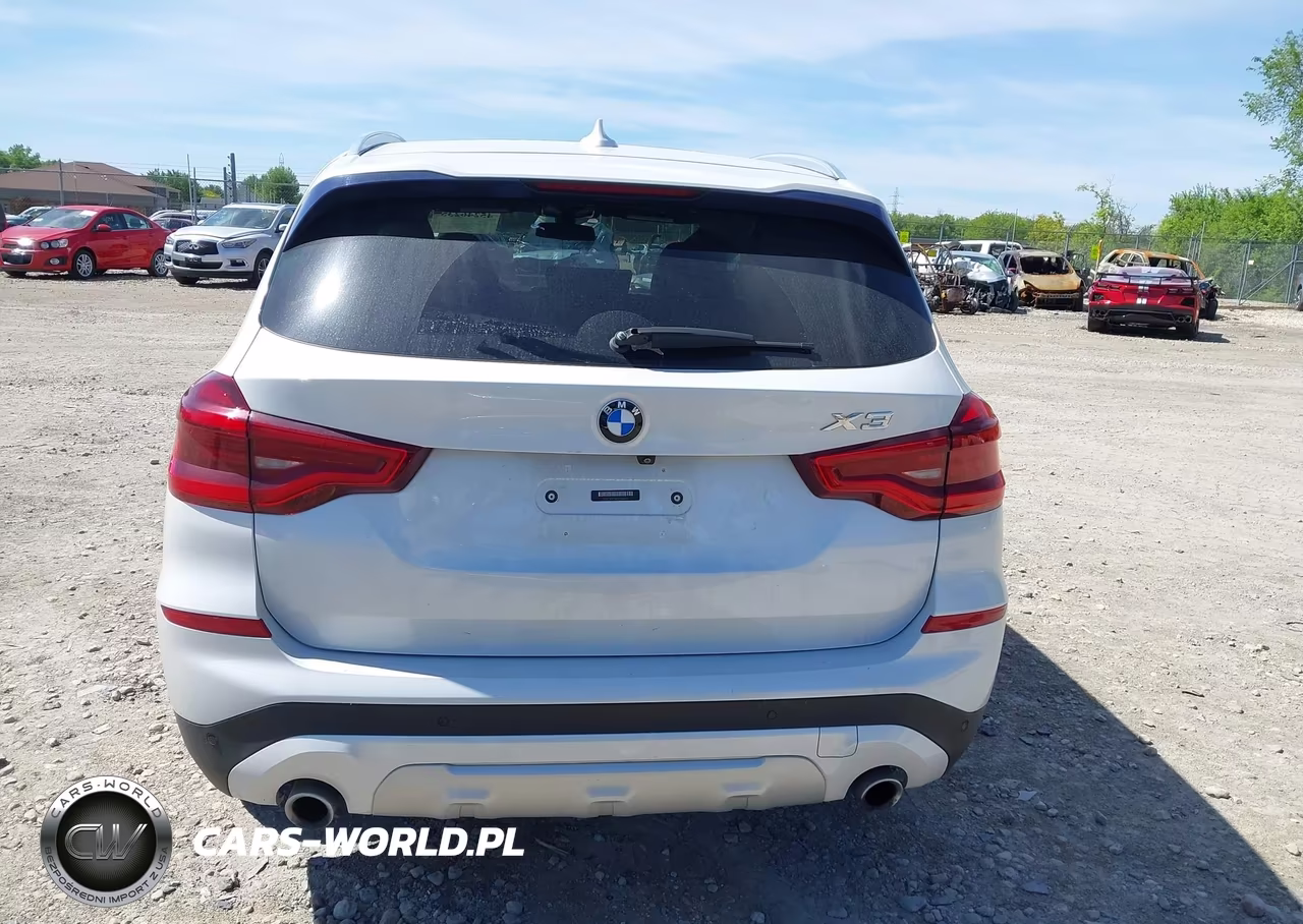 2018 BMW X3 xDrive30I VIN:5UXTR9C50JLD66413 - 17