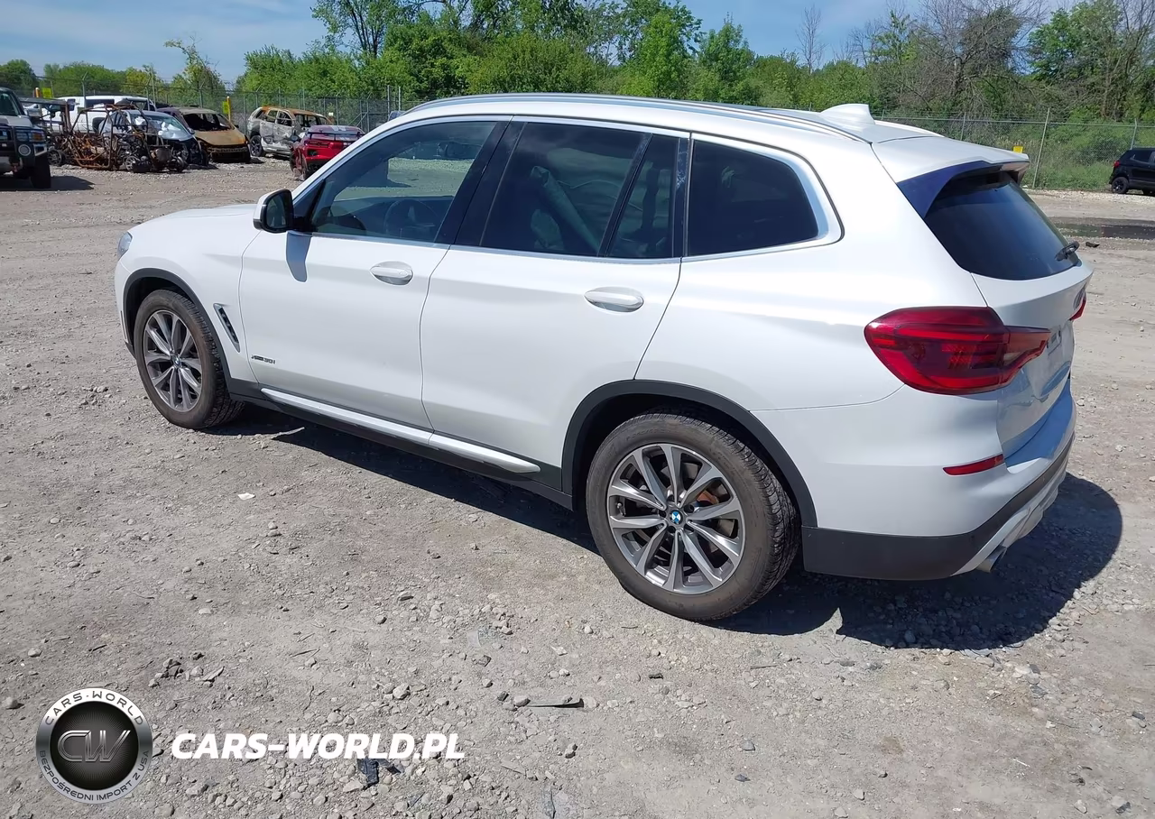 2018 BMW X3 xDrive30I VIN:5UXTR9C50JLD66413 - 3