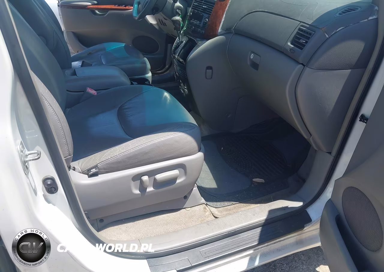 2005 Toyota Sienna Xle VIN:5TDZA22C95S260960 - 5