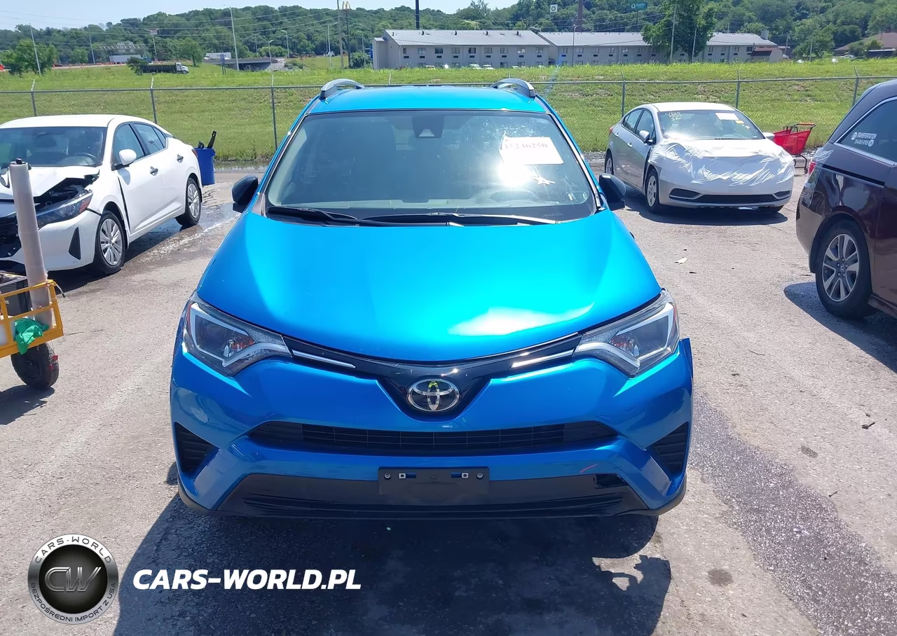 2018 Toyota Rav4 Le VIN:JTMBFREV7JJ187393 - 13