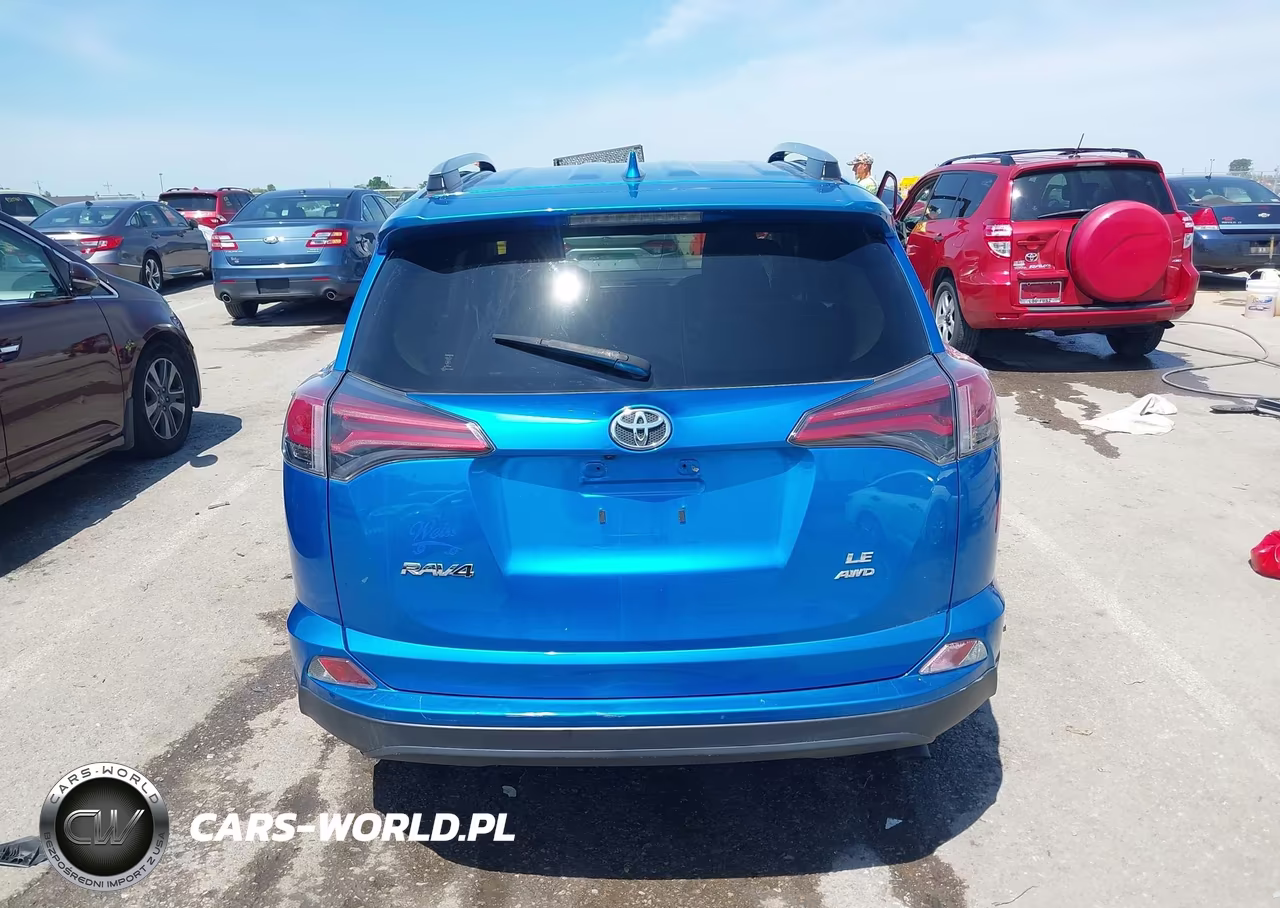 2018 Toyota Rav4 Le VIN:JTMBFREV7JJ187393 - 17