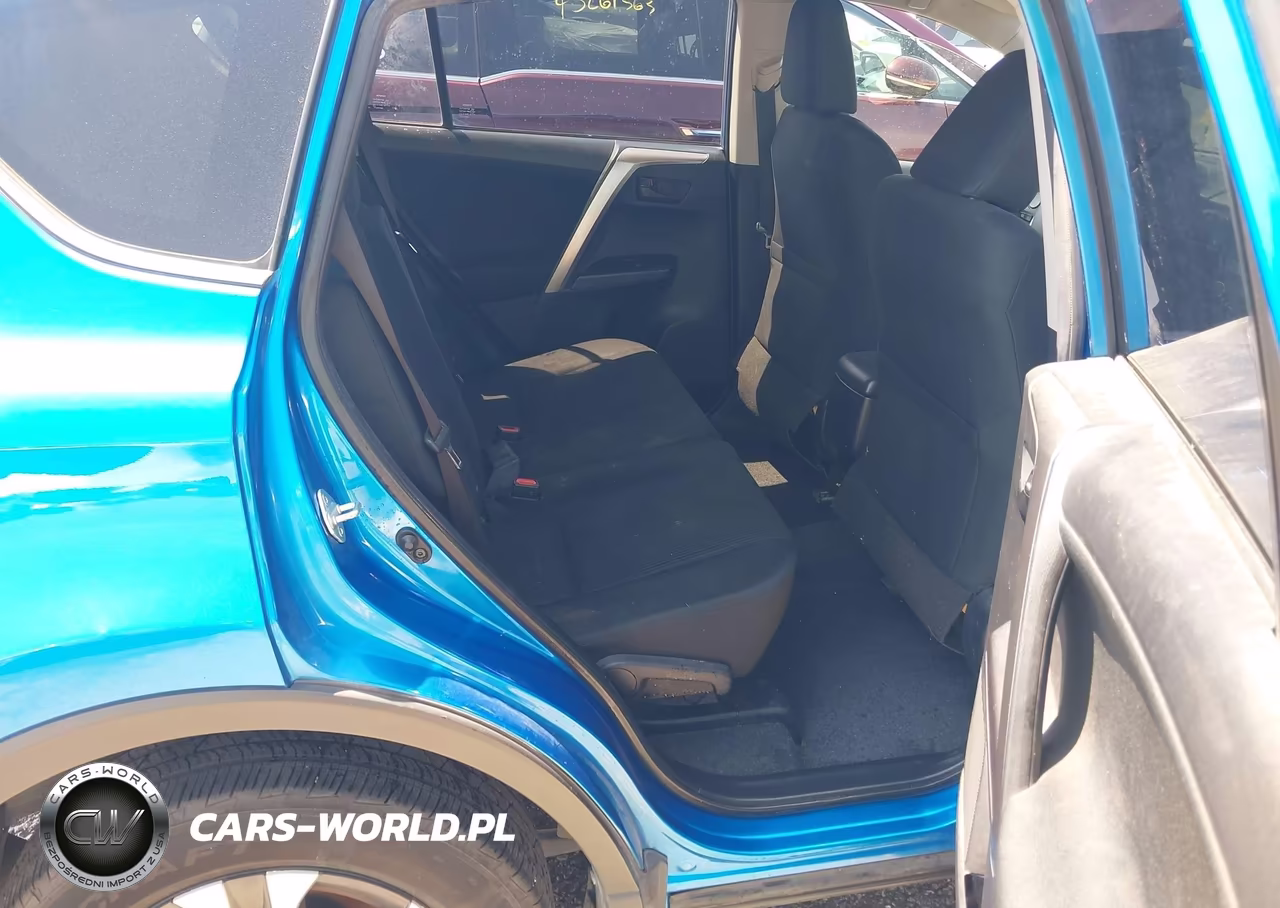2018 Toyota Rav4 Le VIN:JTMBFREV7JJ187393 - 8