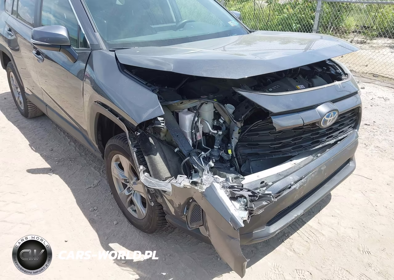 2024 Toyota Rav4 Hybrid Xle VIN:2T3RWRFV3RW200165 - 6