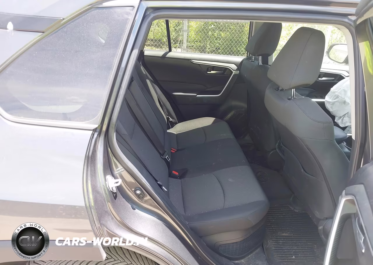 2024 Toyota Rav4 Hybrid Xle VIN:2T3RWRFV3RW200165 - 8