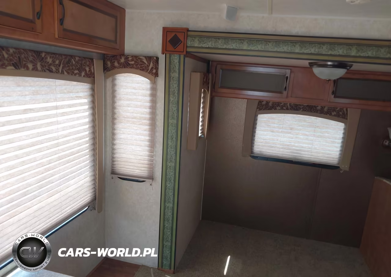 2013 Inns Trvtr VIN:1NL1GTM27D1110261 - 8