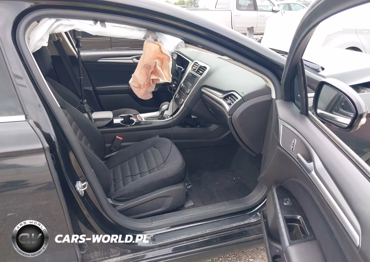 2014 Ford Fusion Se VIN:3FA6P0H77ER253322 - 5