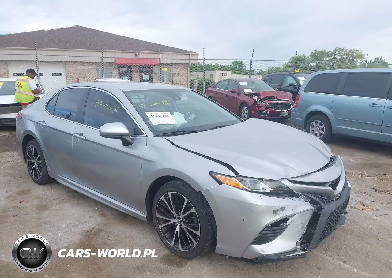 2019 Toyota Camry Se – zdjęcie 1 z 16