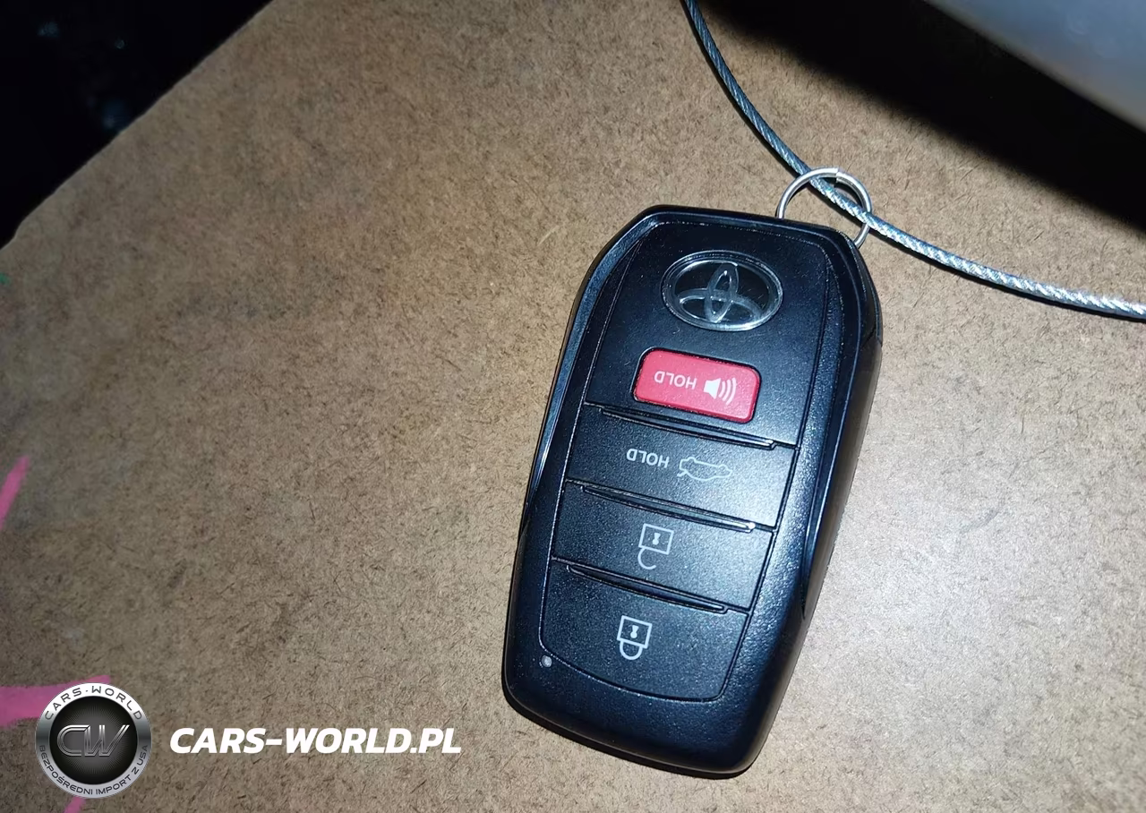2025 Toyota Camry Le VIN:4T1DBADK0SU016543 - 11