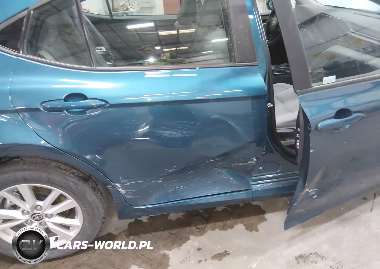 2025 Toyota Camry Le VIN:4T1DBADK0SU016543 - 19