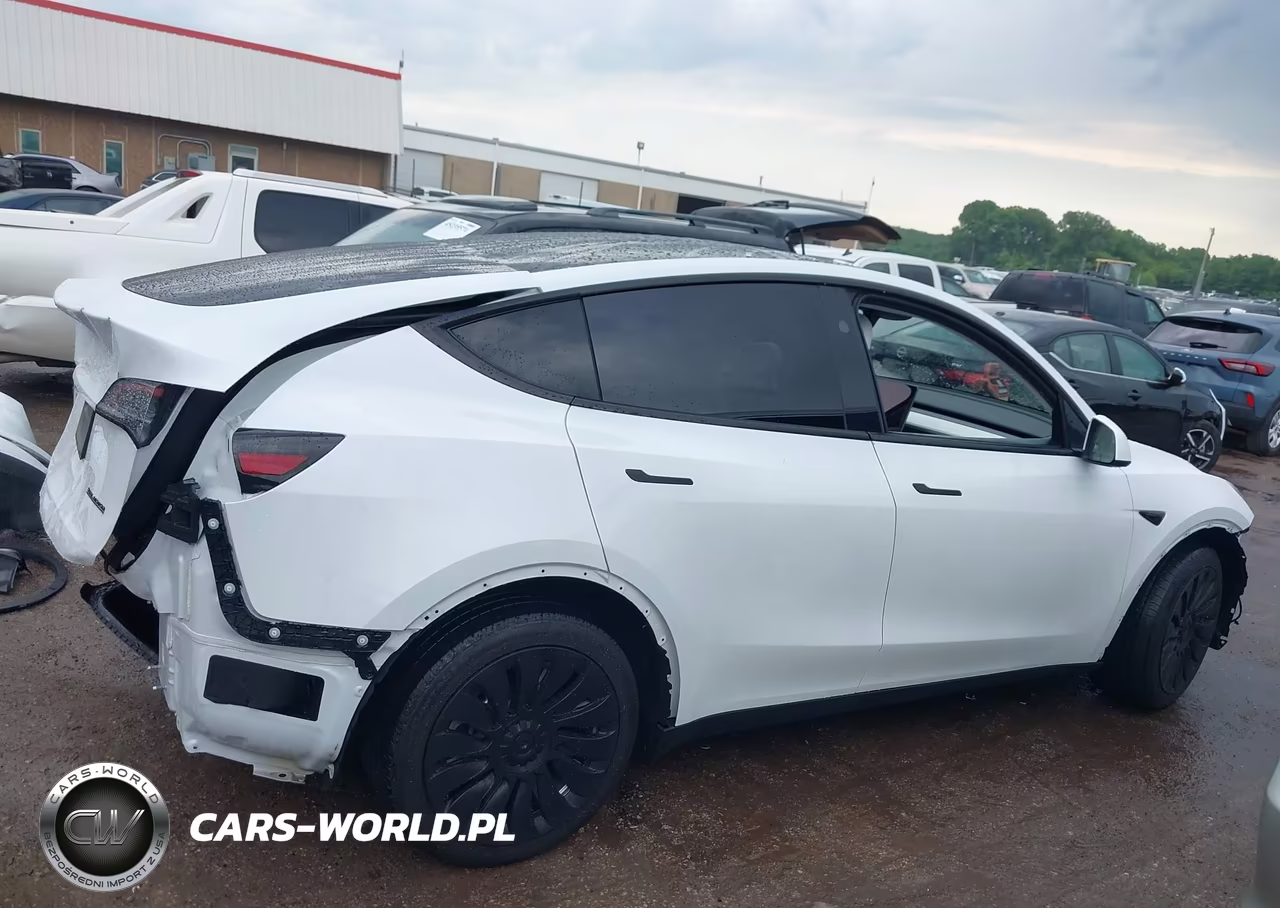 2023 Tesla Model Y Awd-Long Range Dual Motor All-Wheel Drive VIN:7SAYGDEE1PA147501 - 14