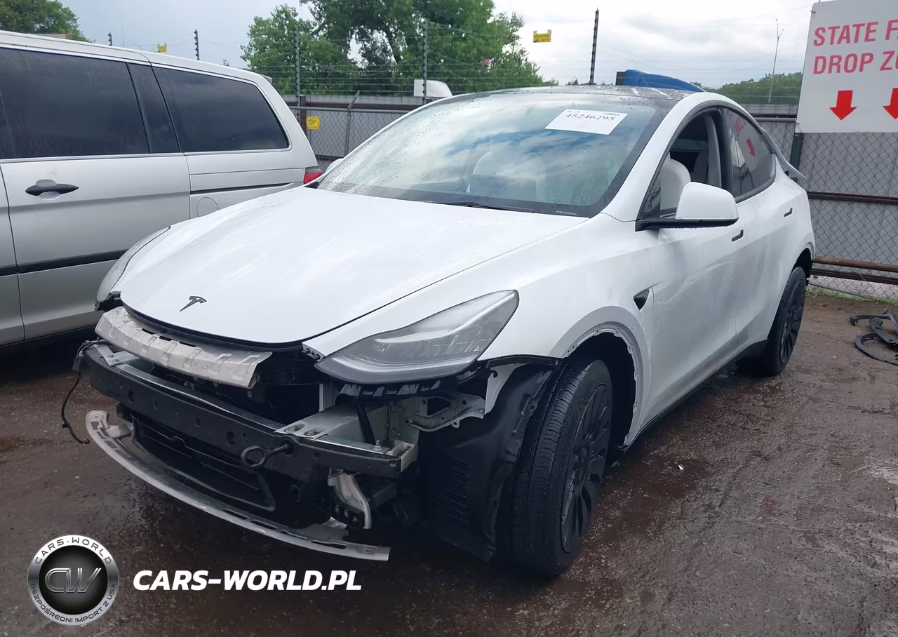 2023 Tesla Model Y Awd-Long Range Dual Motor All-Wheel Drive VIN:7SAYGDEE1PA147501 - 2