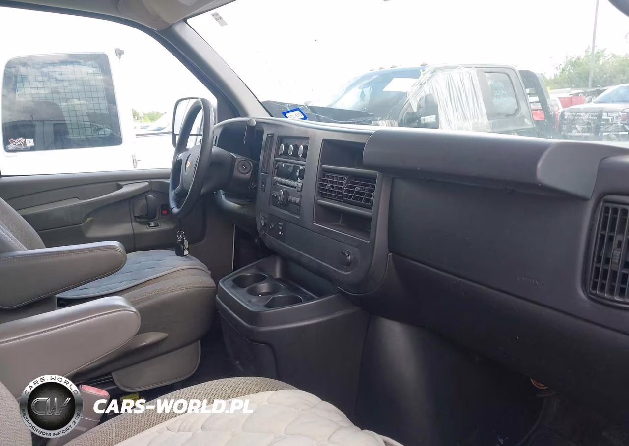 2012 Chevrolet Express 3500 Lt VIN:1GAZG1FG7C1154225 - 5