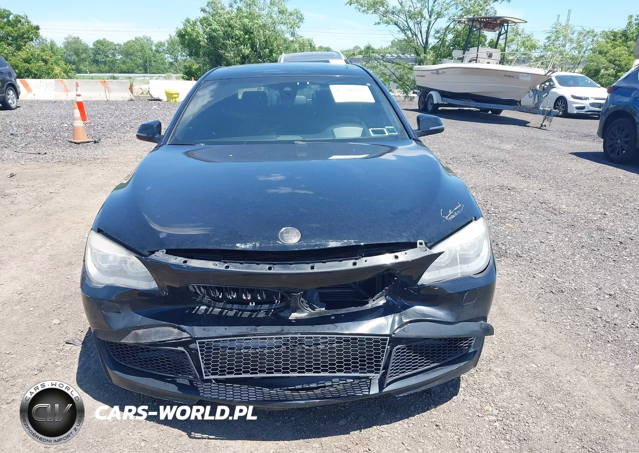 2014 BMW Alpina B7 VIN:WBAYE8C54ED135473 - 12