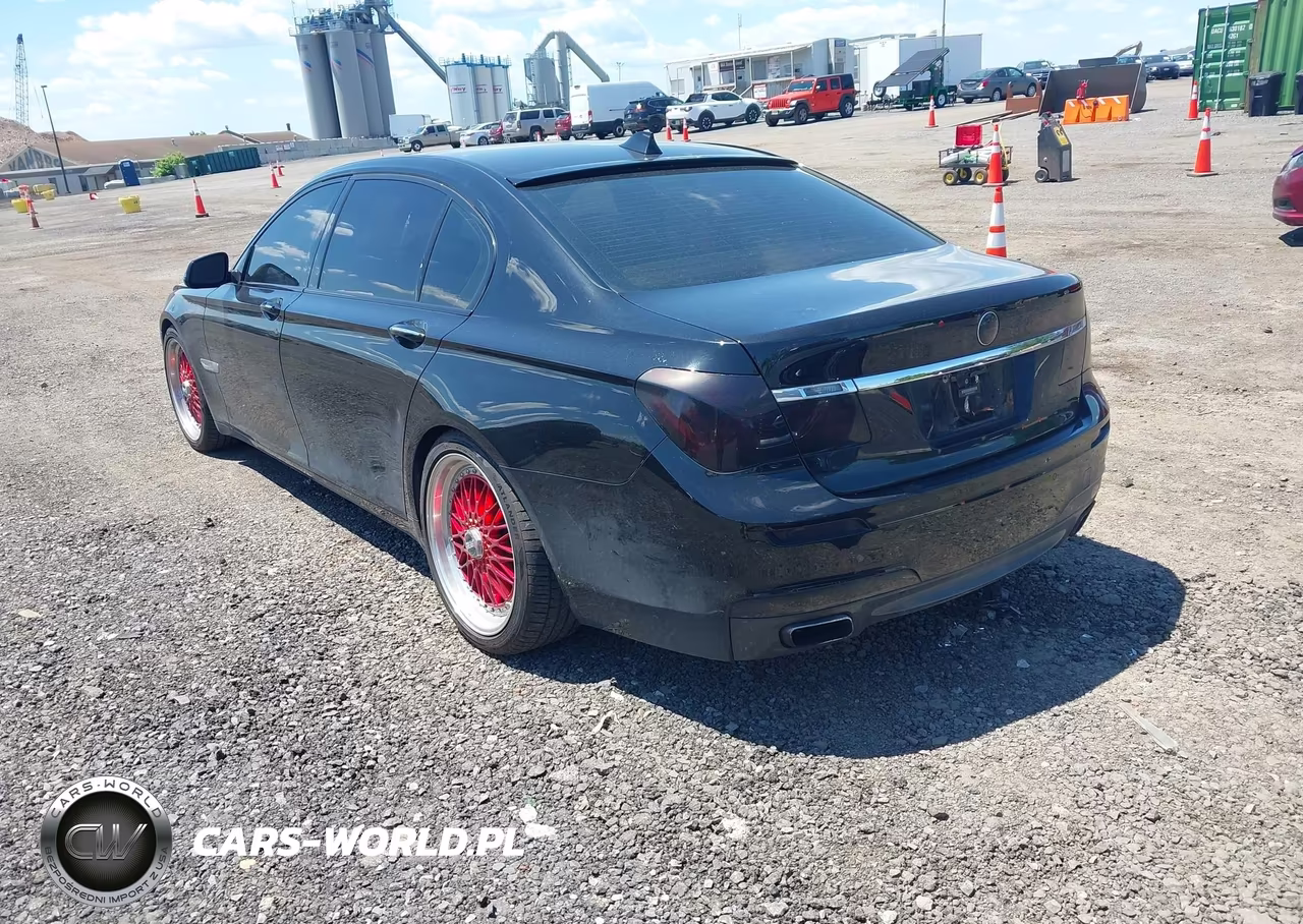 2014 BMW Alpina B7 VIN:WBAYE8C54ED135473 - 3