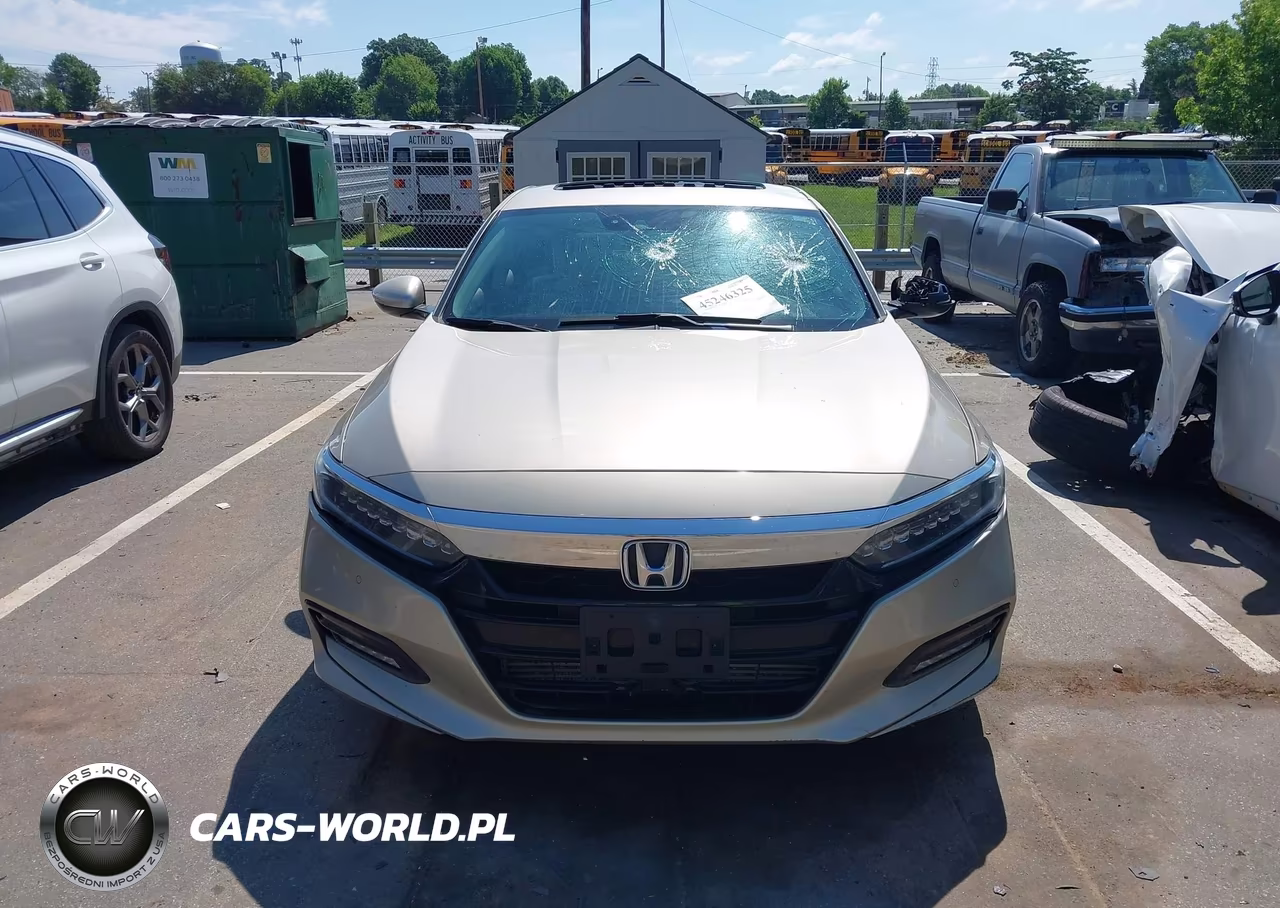 2018 Honda Accord Touring VIN:1HGCV1F95JA077972 - 12
