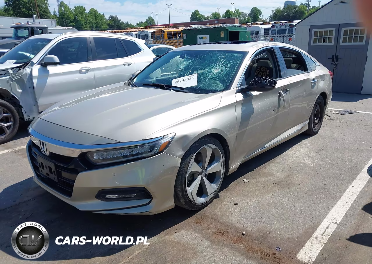 2018 Honda Accord Touring VIN:1HGCV1F95JA077972 - 2