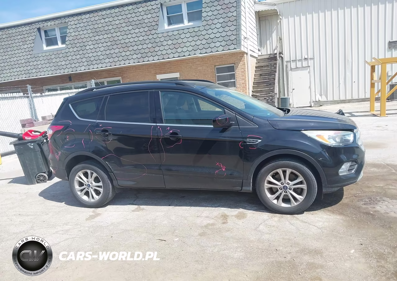 2018 Ford Escape Se VIN:1FMCU9GD1JUA83586 - 13