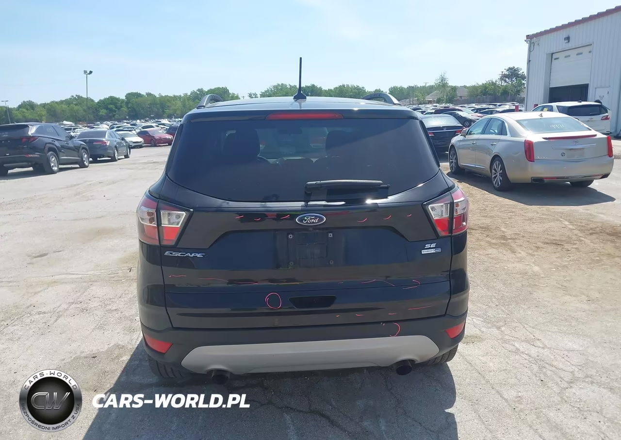 2018 Ford Escape Se VIN:1FMCU9GD1JUA83586 - 16
