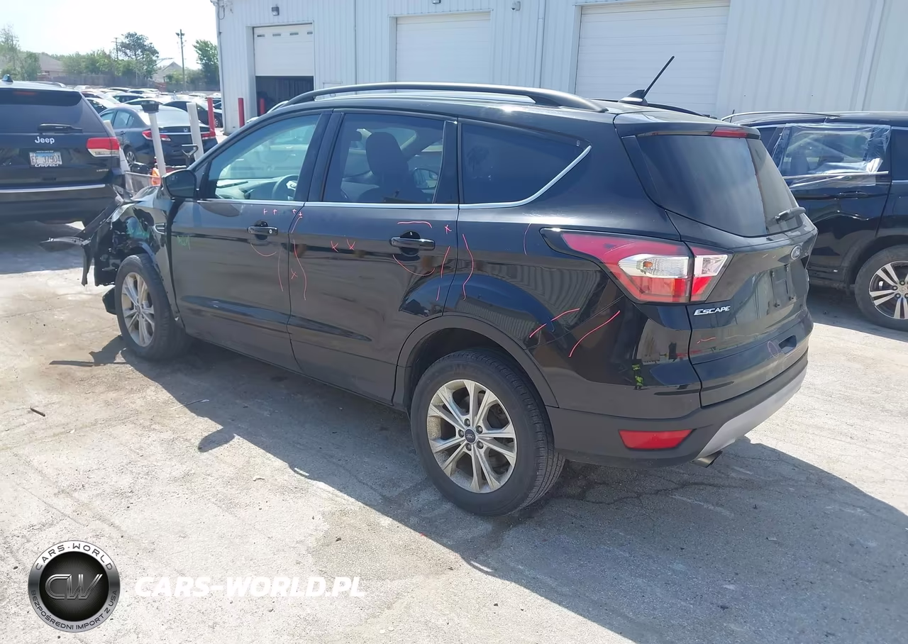 2018 Ford Escape Se VIN:1FMCU9GD1JUA83586 - 3