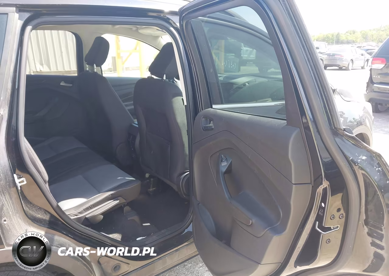 2018 Ford Escape Se VIN:1FMCU9GD1JUA83586 - 8