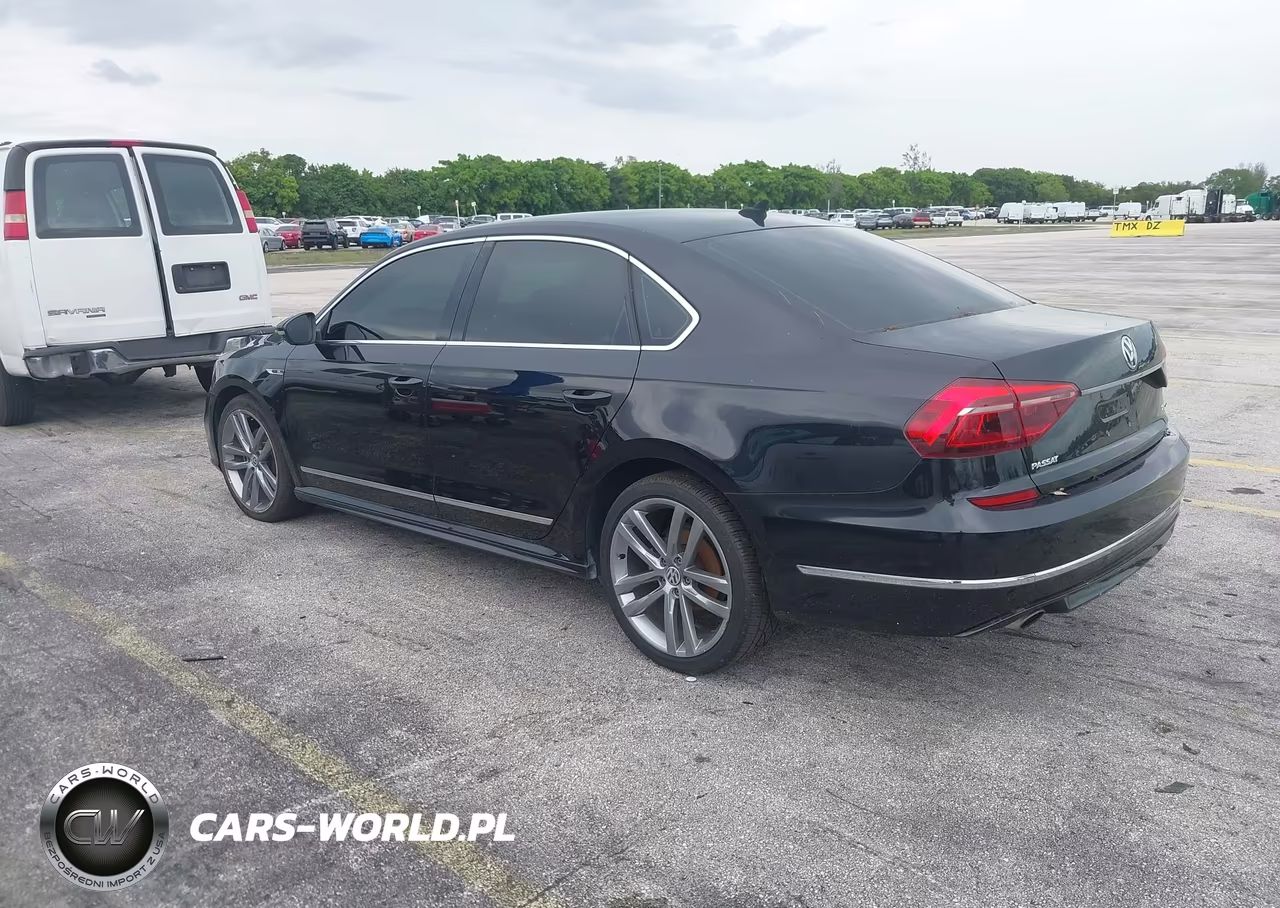 2017 Volkswagen Passat 1.8T R-Line VIN:1VWDT7A37HC051898 - 3
