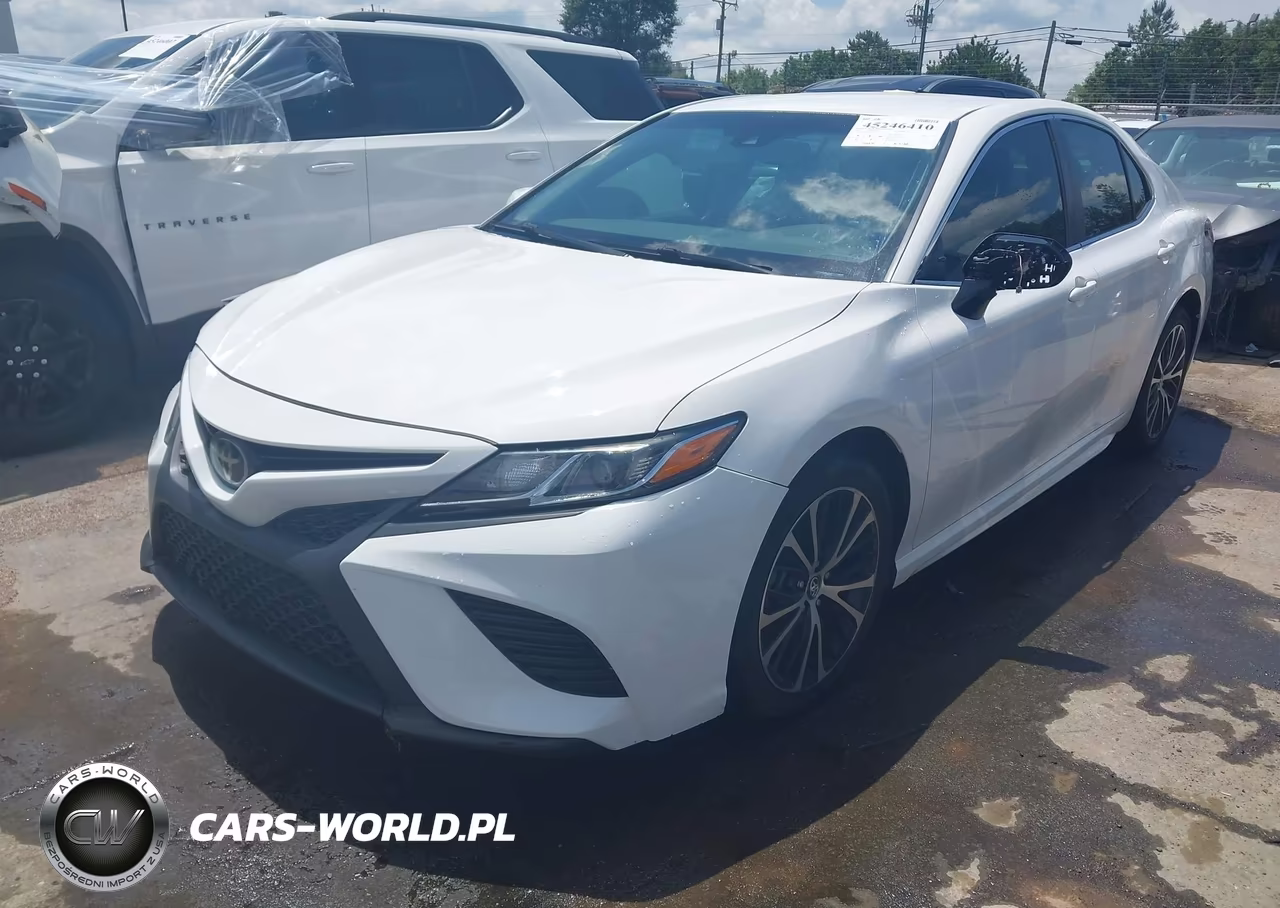 2018 Toyota Camry Se VIN:4T1B11HK7JU504102 - 2