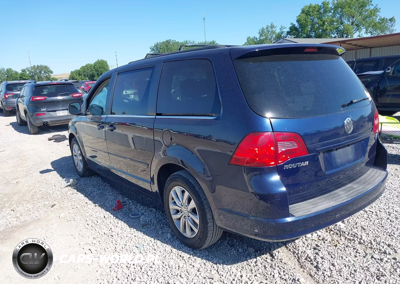 2012 Volkswagen Routan Se VIN:2C4RVABG8CR240383 - 3