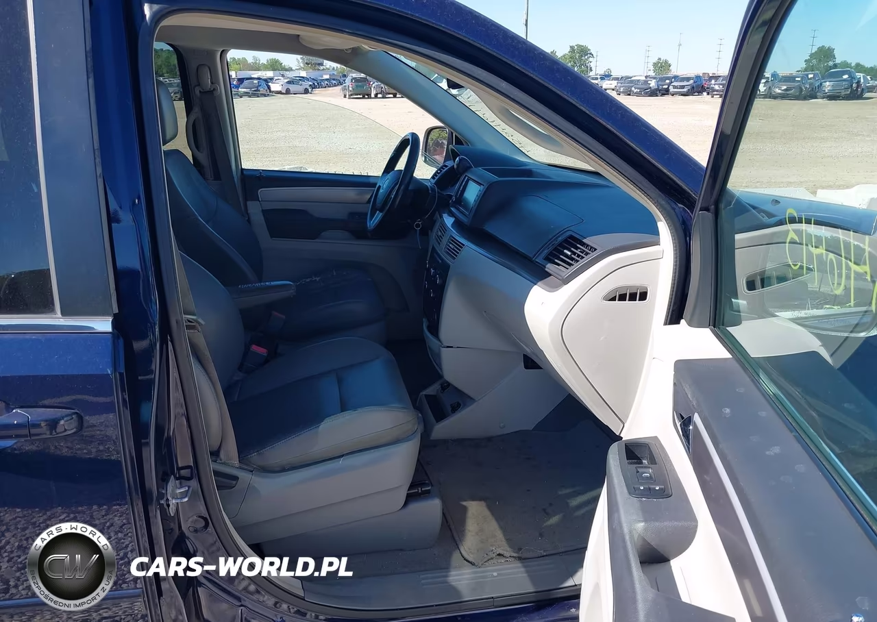 2012 Volkswagen Routan Se VIN:2C4RVABG8CR240383 - 5