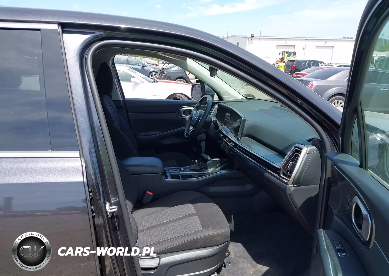 2025 Kia Sorento Lx VIN:5XYRG4JC5SG382980 - 5