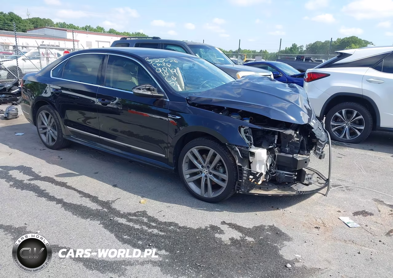 2017 Volkswagen Passat 1.8T R-Line – zdjęcie 1 z 17