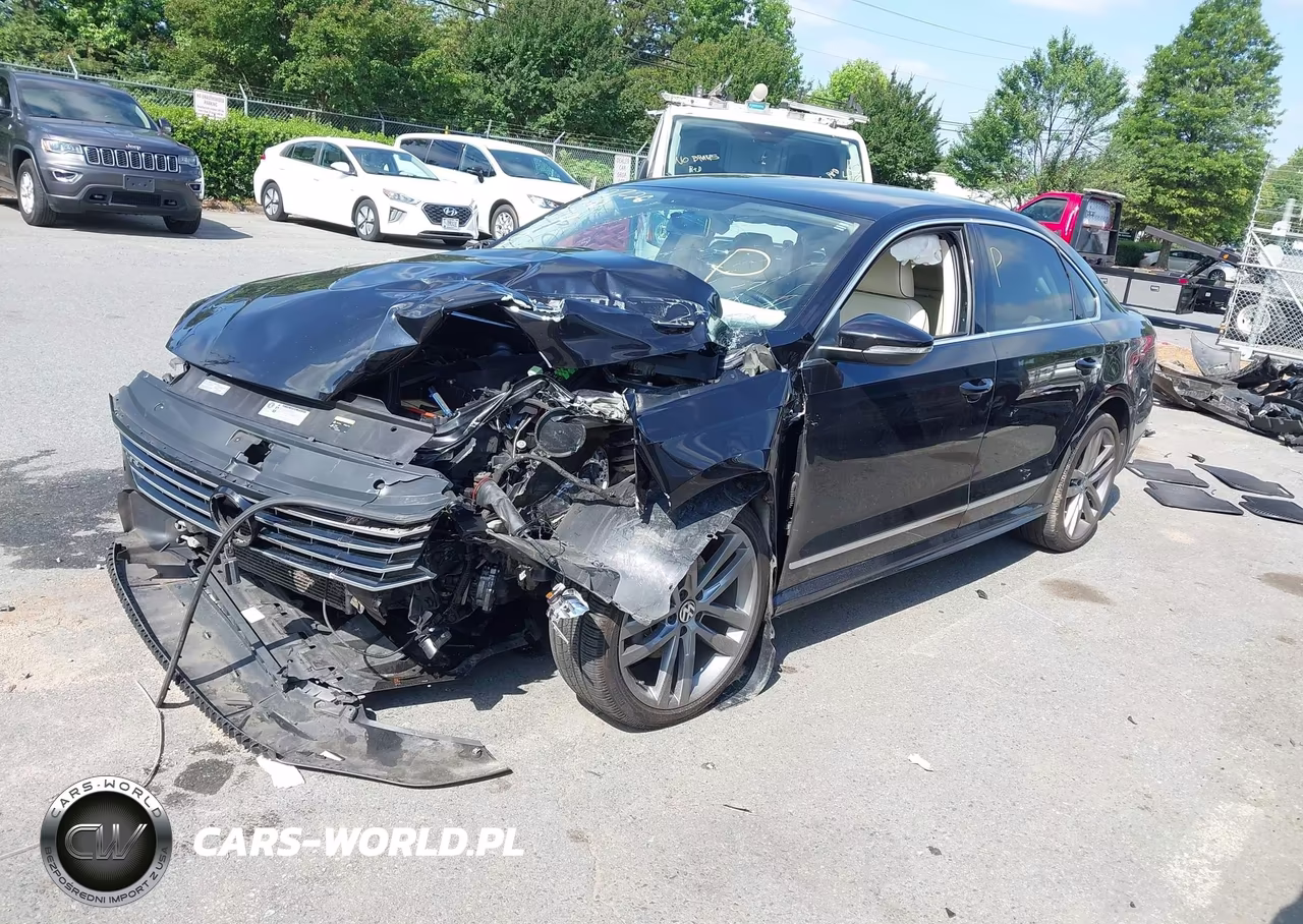 2017 Volkswagen Passat 1.8T R-Line VIN:1VWDT7A39HC069819 - 2