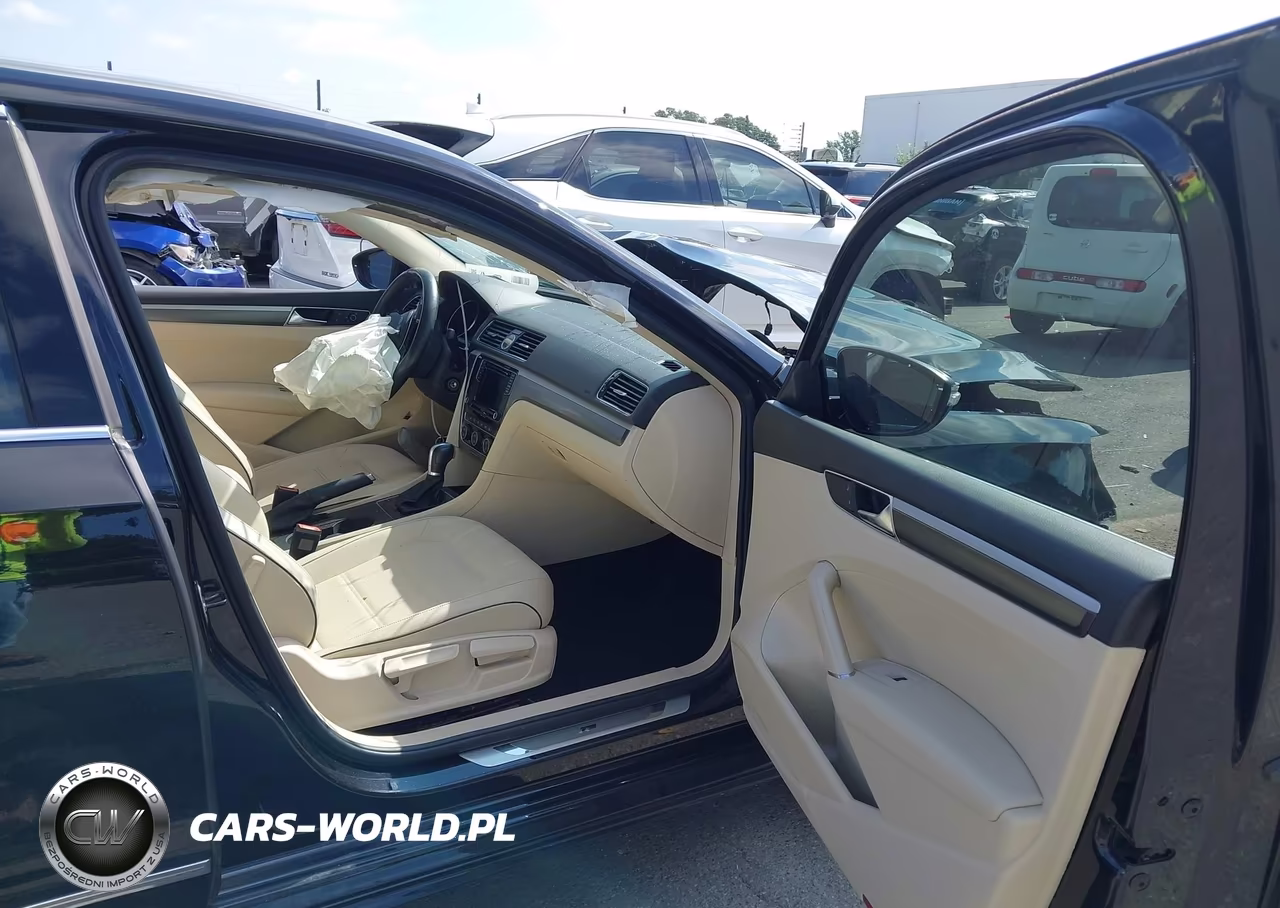 2017 Volkswagen Passat 1.8T R-Line VIN:1VWDT7A39HC069819 - 5