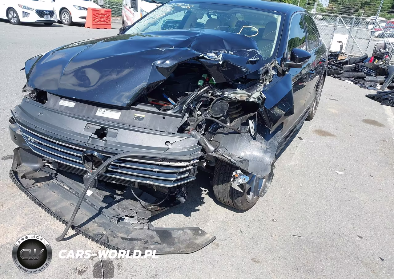 2017 Volkswagen Passat 1.8T R-Line VIN:1VWDT7A39HC069819 - 6