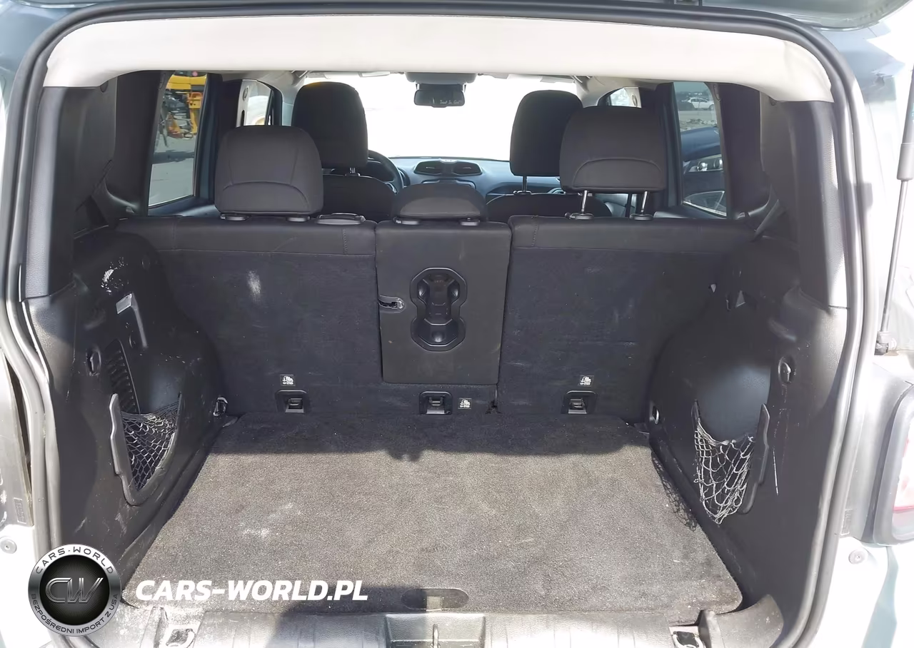 2018 Jeep Renegade Latitude Fwd VIN:ZACCJABB5JPJ23767 - 18