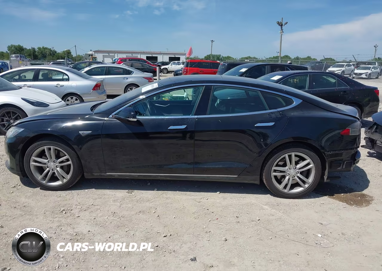 2013 Tesla Model S VIN:5YJSA1CNXDFP21520 - 15