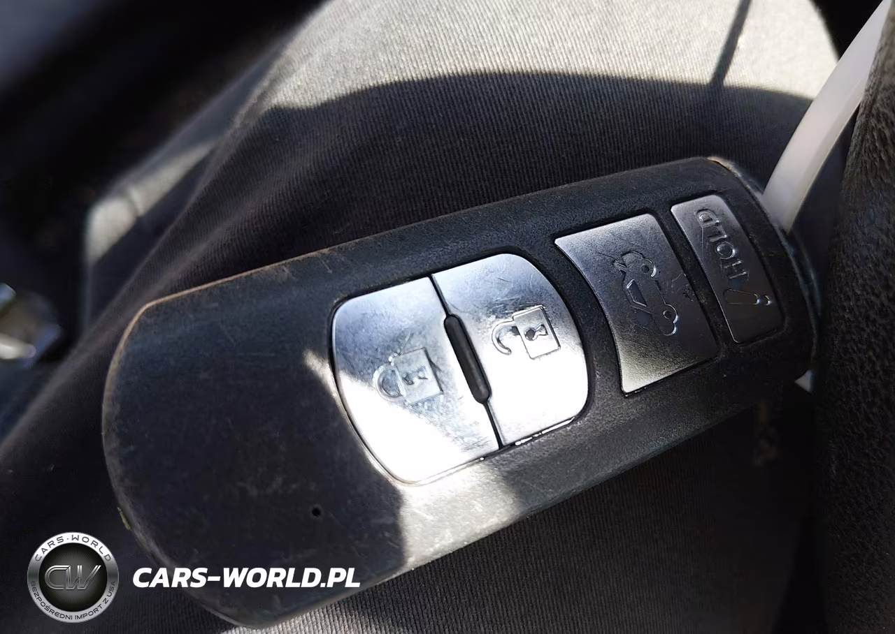 2017 Toyota Yaris Ia VIN:3MYDLBYV6HY151433 - 11