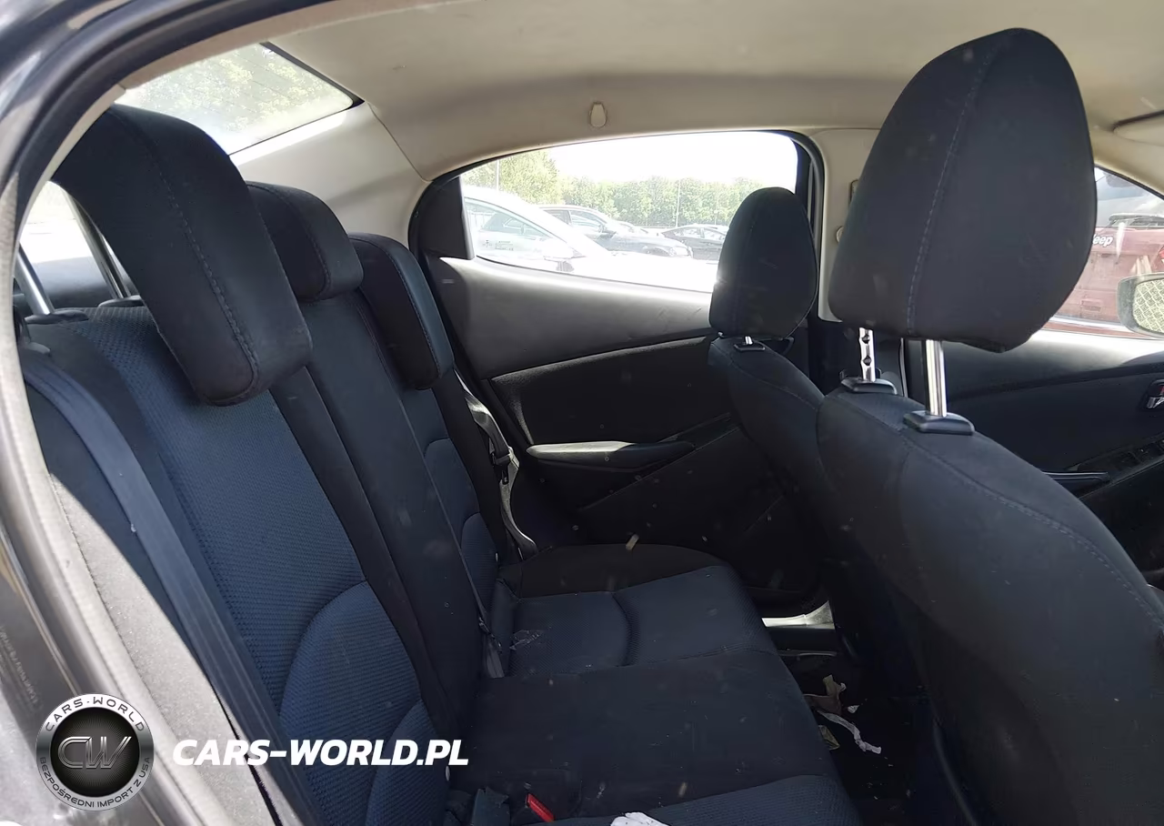 2017 Toyota Yaris Ia VIN:3MYDLBYV6HY151433 - 8