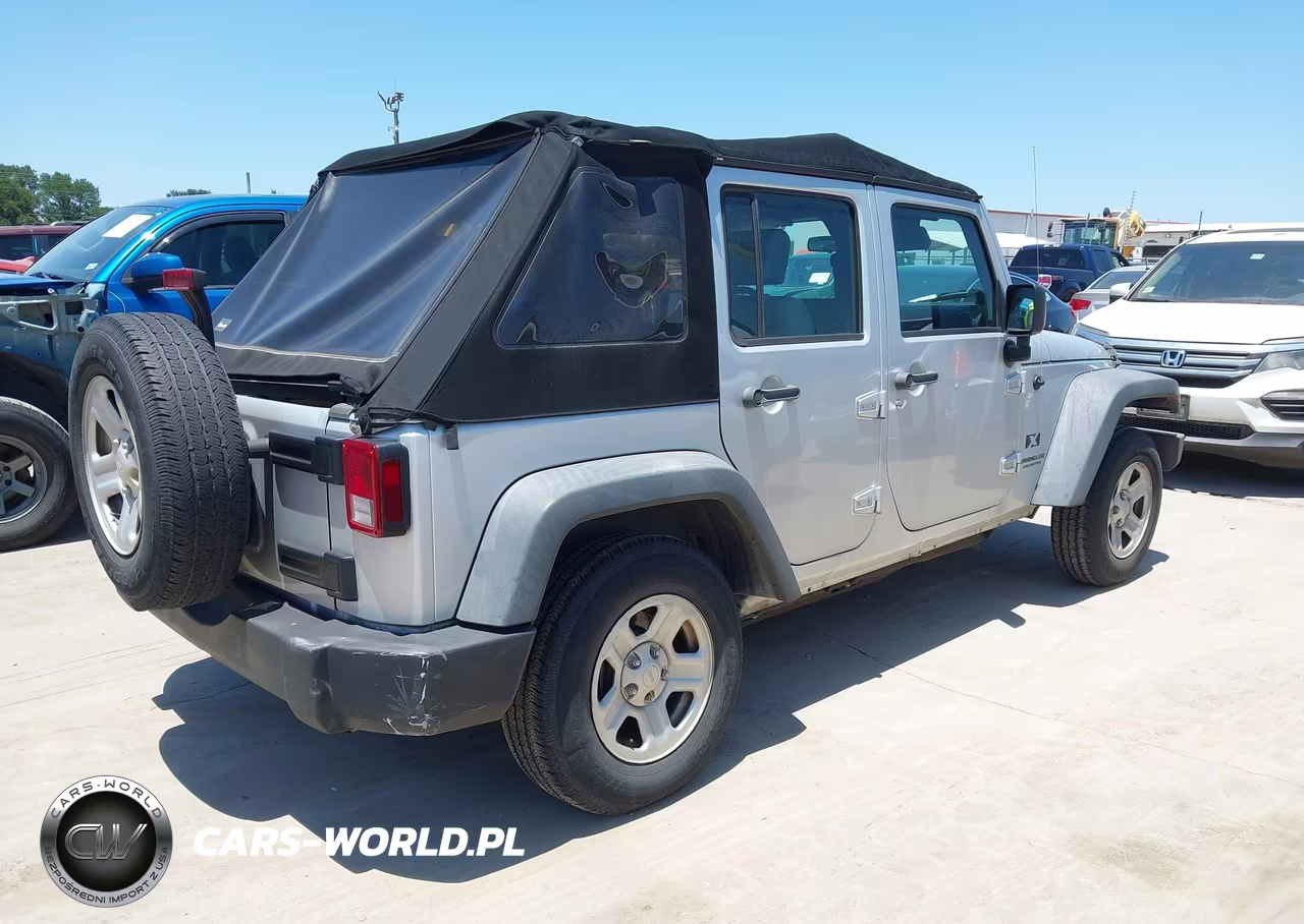 2007 Jeep Wrangler Unlimited X VIN:1J4GB39137L179708 - 4