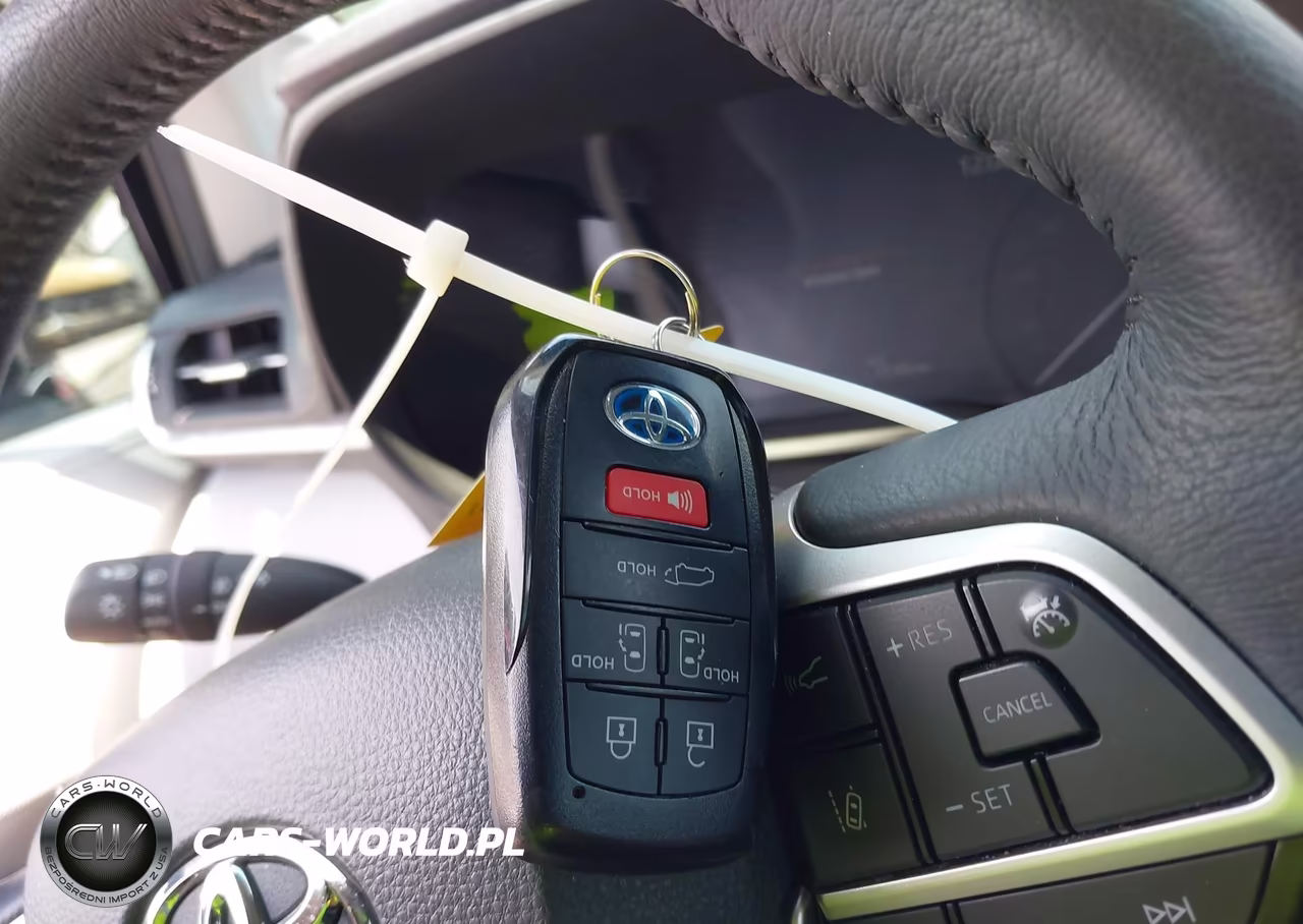 2025 Toyota Sienna Xle VIN:5TDJSKFC3SS155153 - 11