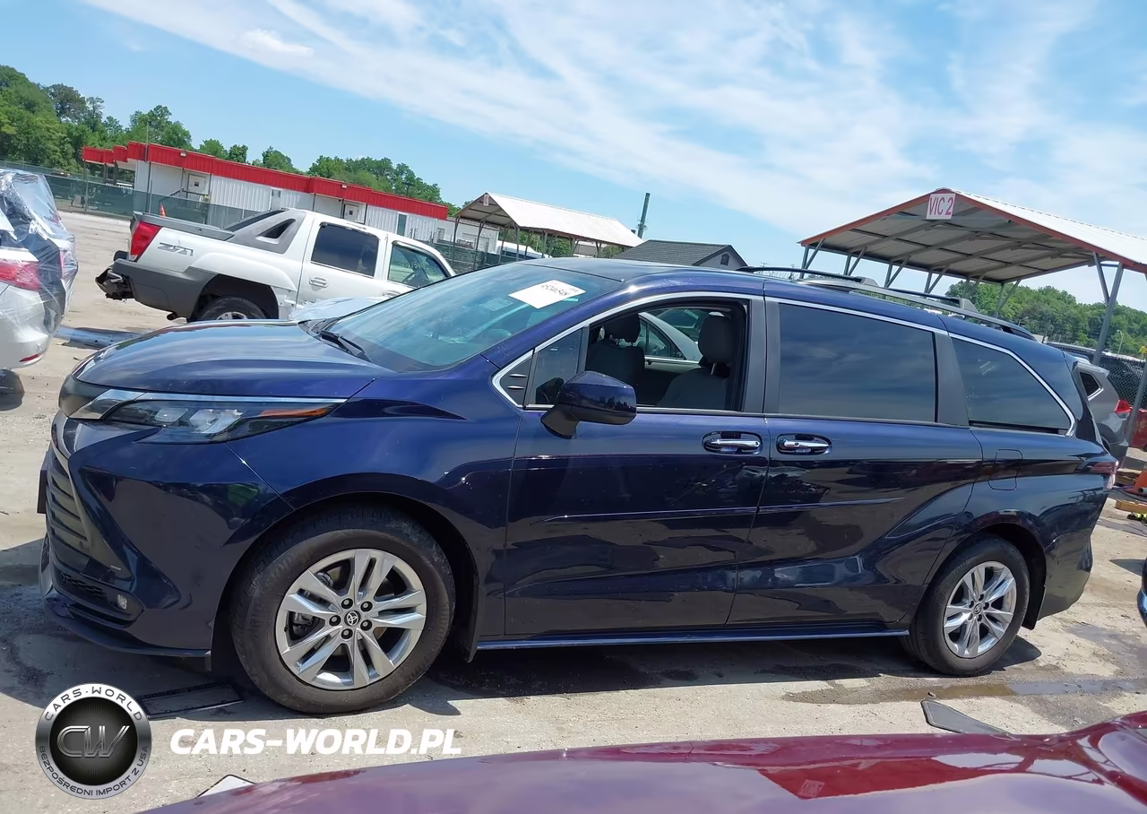2025 Toyota Sienna Xle VIN:5TDJSKFC3SS155153 - 14