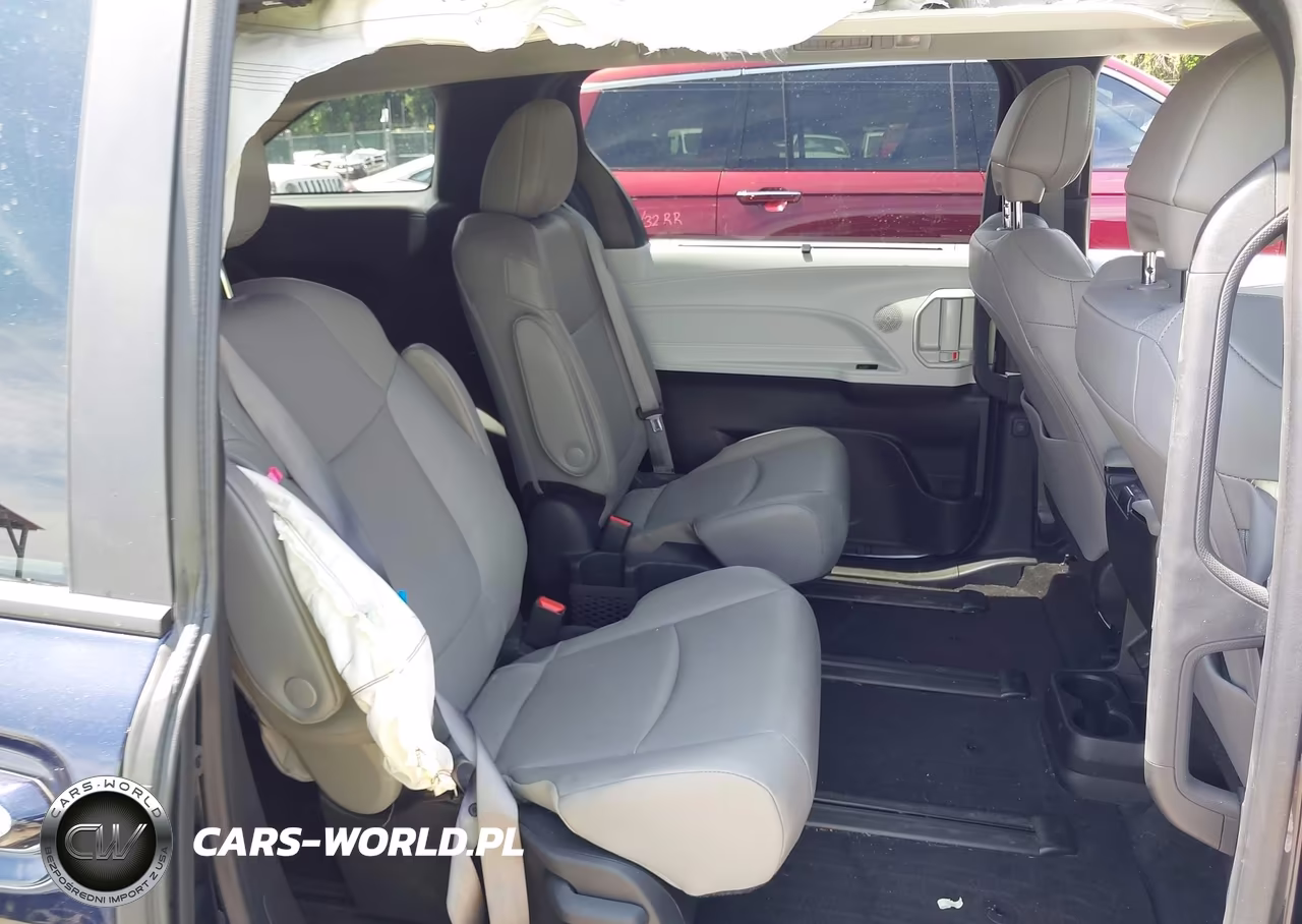 2025 Toyota Sienna Xle VIN:5TDJSKFC3SS155153 - 8
