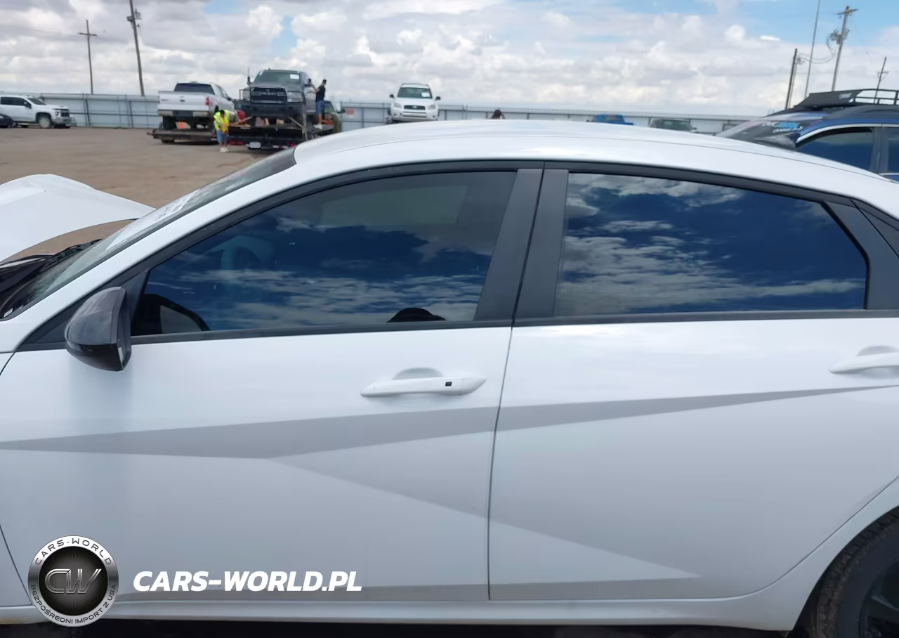 2026 Hyundai Elantra Sel Sport VIN:KMHLM4DG1TU148473 - 14
