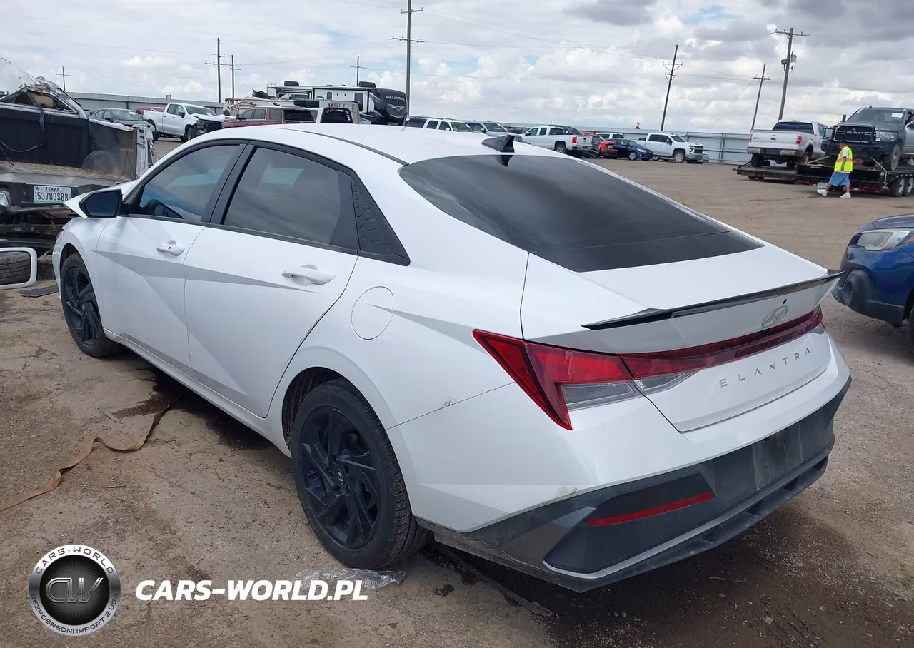 2026 Hyundai Elantra Sel Sport VIN:KMHLM4DG1TU148473 - 3