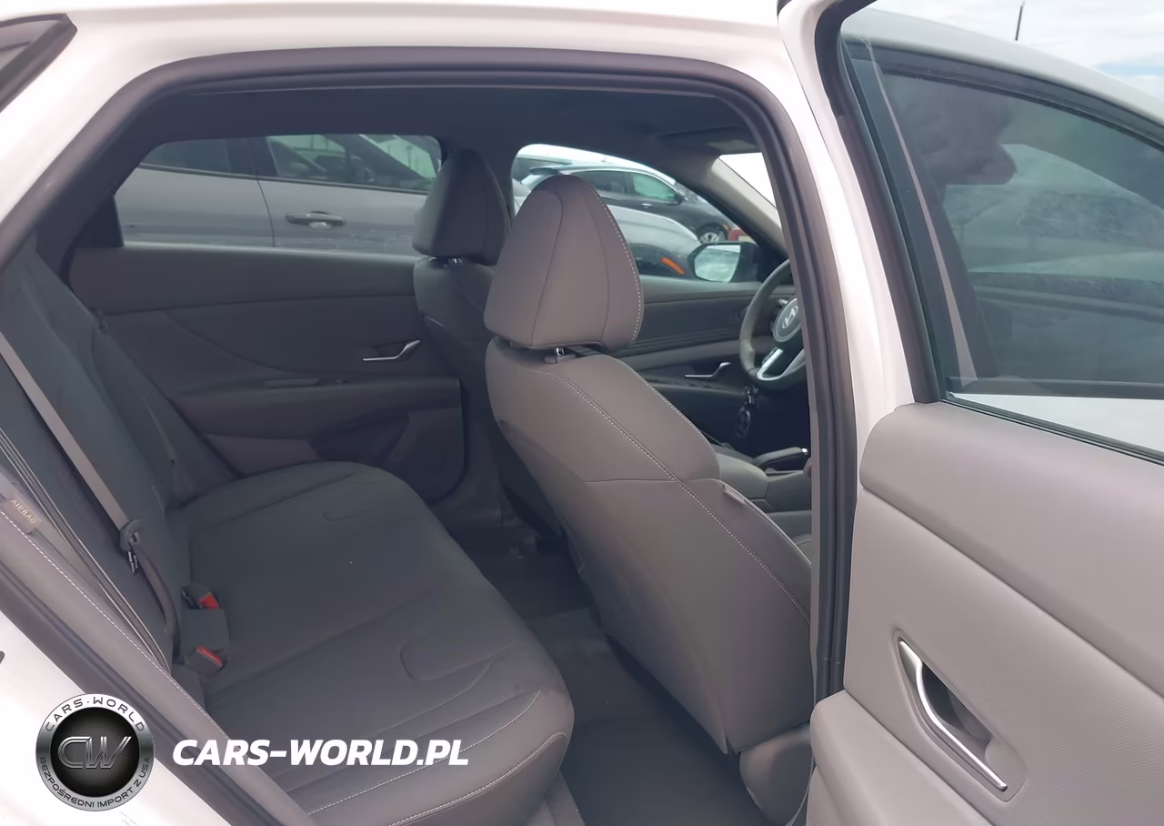 2026 Hyundai Elantra Sel Sport VIN:KMHLM4DG1TU148473 - 8