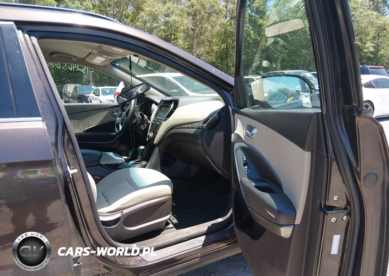 2017 Hyundai Santa Fe Se VIN:KM8SM4HF1HU170932 - 5